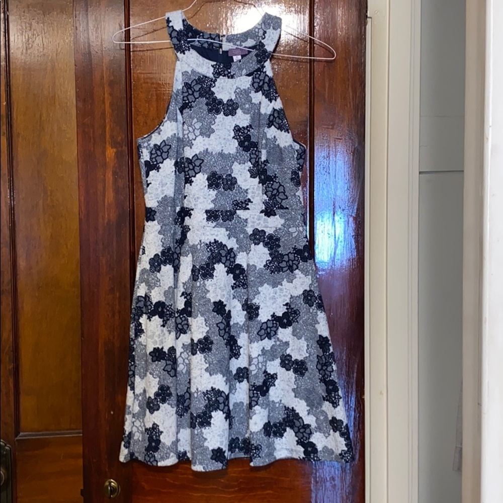 Flower pattern dress